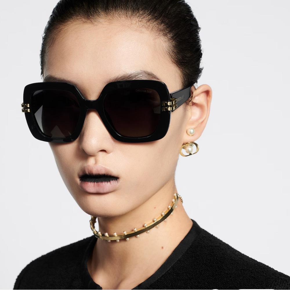 Christian Dior Sunglasses - Picture 3 of 11